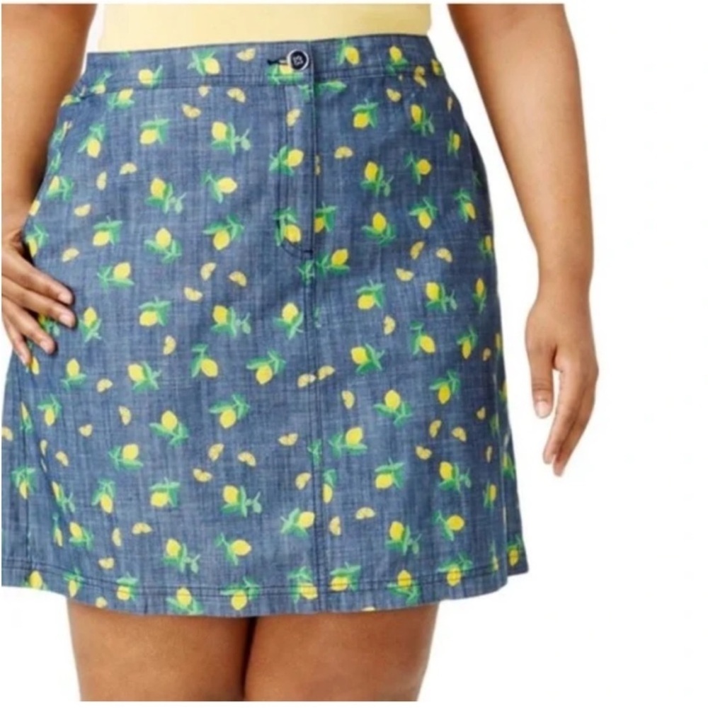 Karen Scott Lemon Print Denim Skort